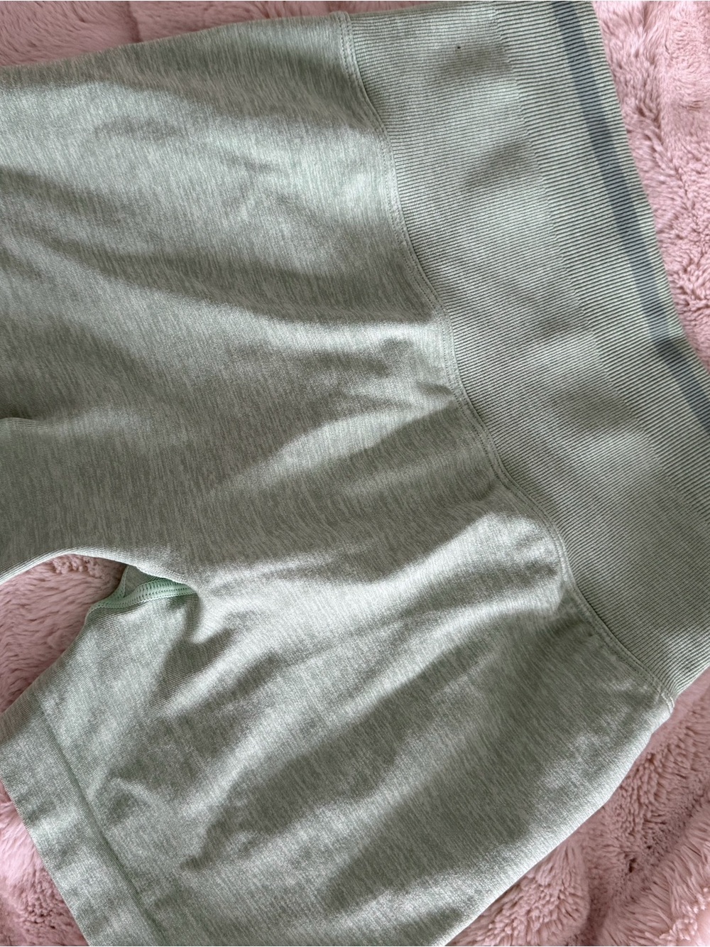 BuffBunny BBL Sage Shorts and Reversible Sports Bra - Picture 6 of 9